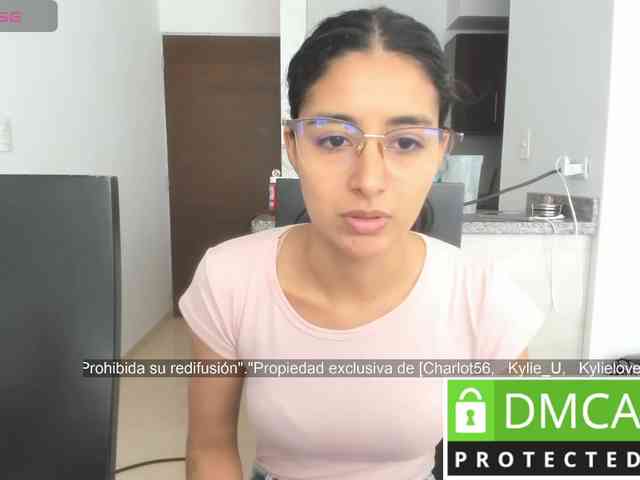 kylieloved22 webcam
