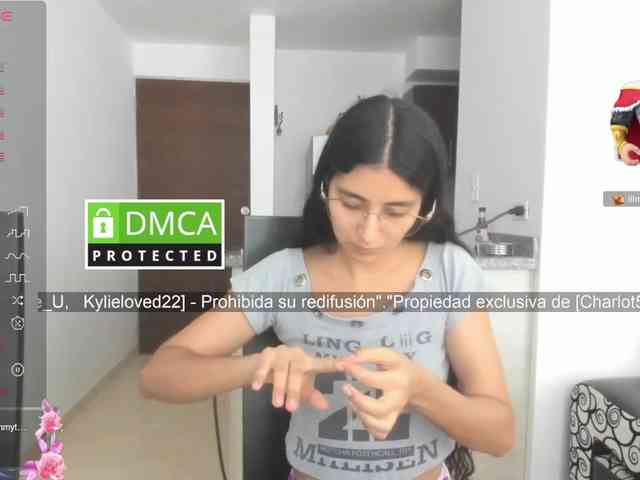 kylieloved22 webcam