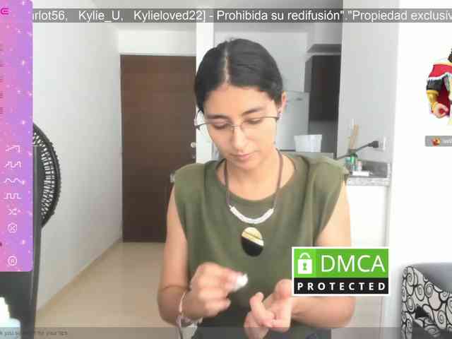kylieloved22 webcam