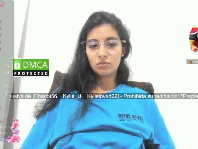 kylieloved22 webcam