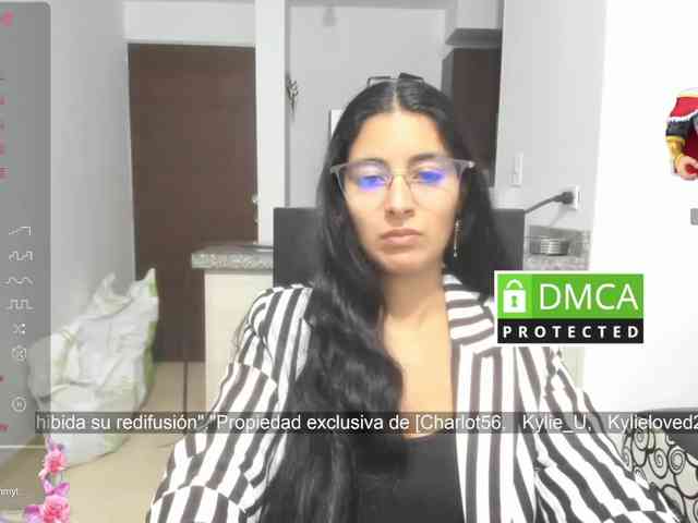 kylieloved22 webcam