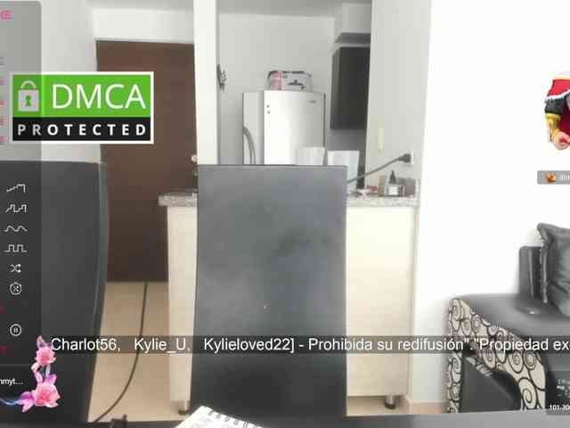 kylieloved22 webcam
