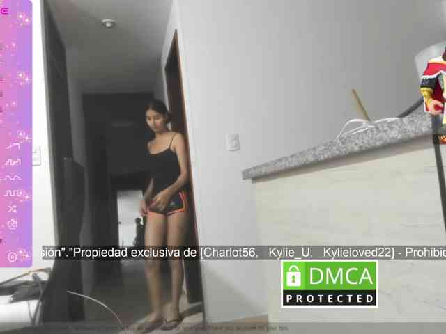 kylieloved22 webcam