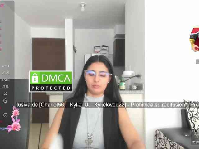 kylieloved22 webcam