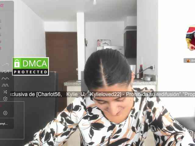 kylieloved22 webcam