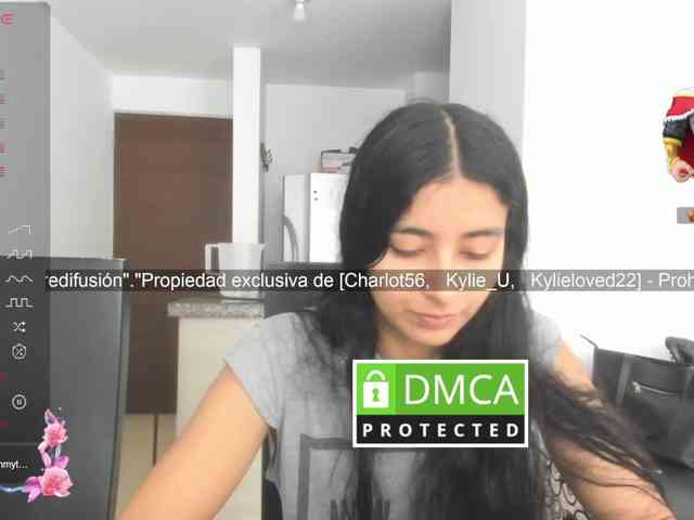 kylieloved22 webcam