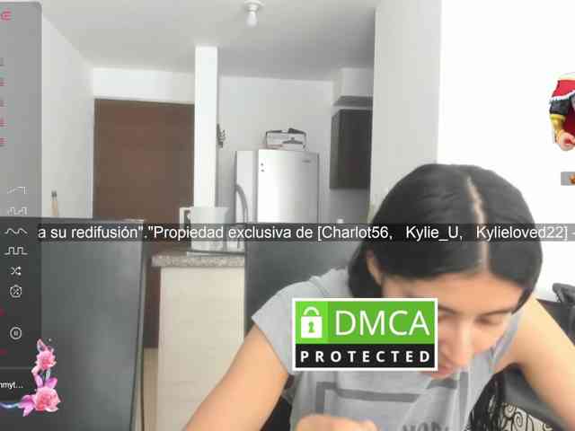 kylieloved22 webcam
