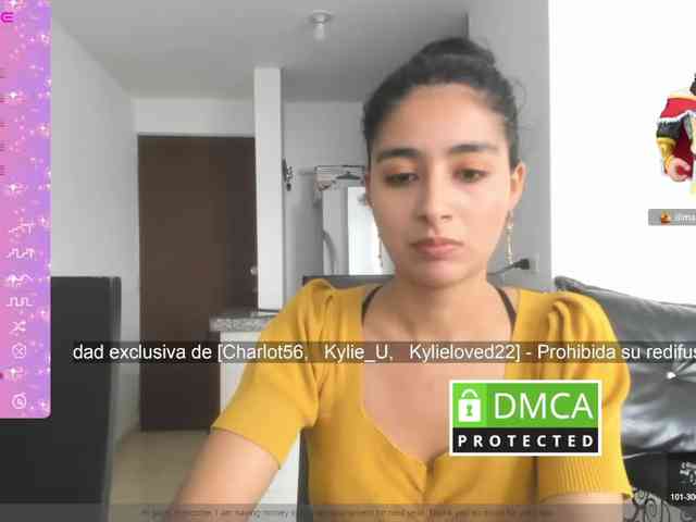 kylieloved22 webcam