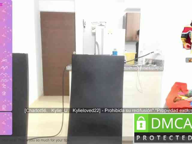 kylieloved22 webcam
