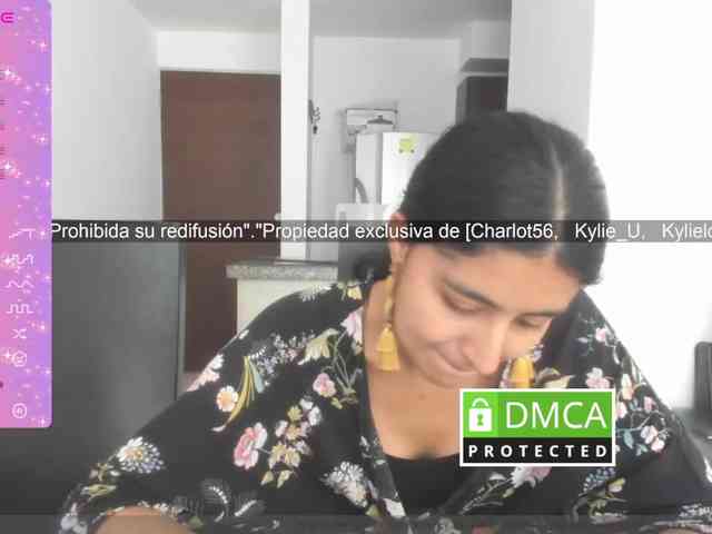 kylieloved22 webcam