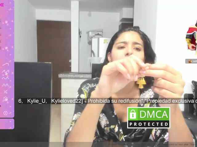 kylieloved22 webcam