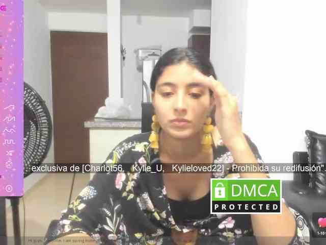kylieloved22 webcam