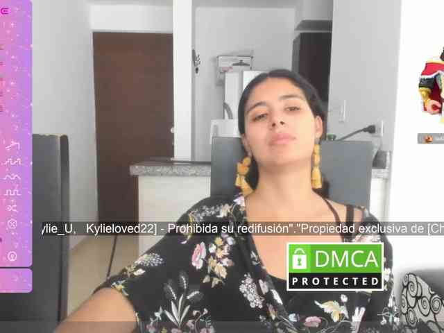 kylieloved22 webcam