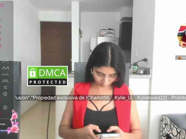 kylieloved22 webcam