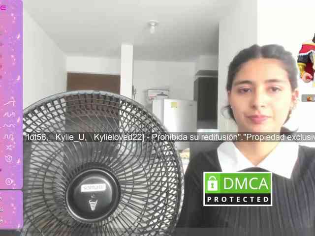 kylieloved22 webcam
