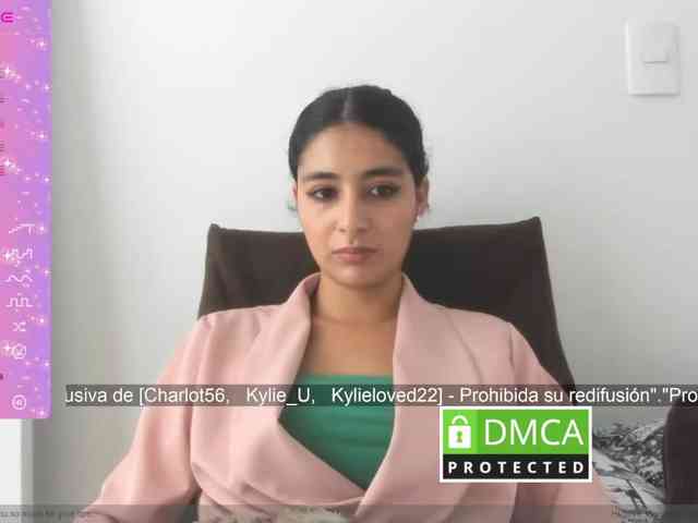 kylieloved22 webcam