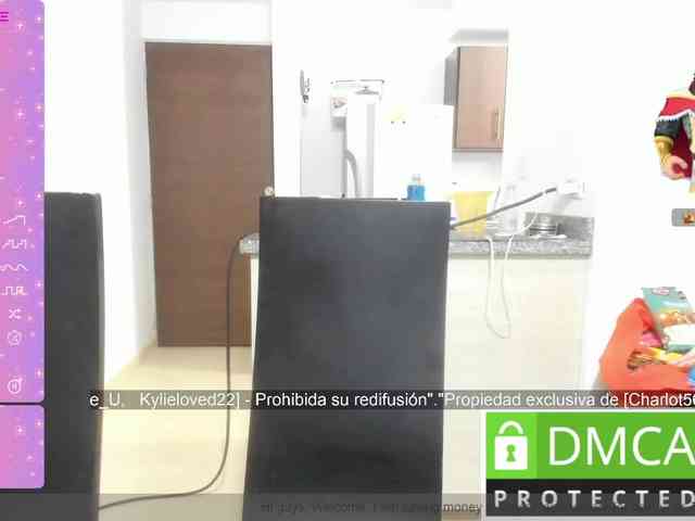 kylieloved22 webcam
