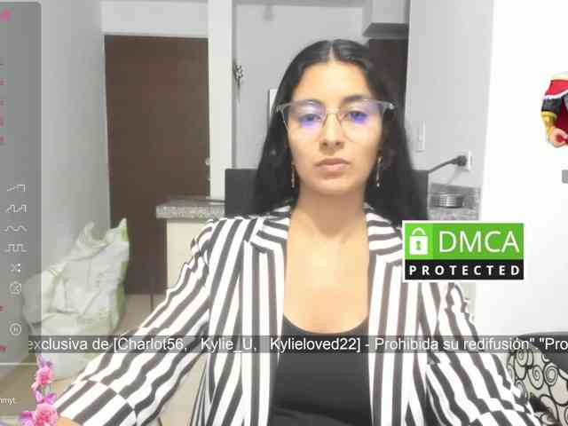 kylieloved22 webcam