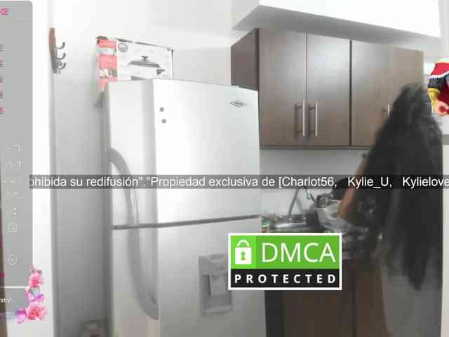 kylieloved22 webcam