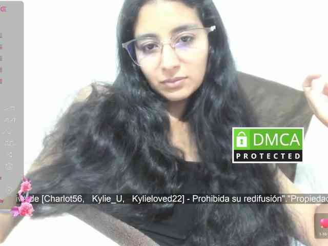 kylieloved22 webcam