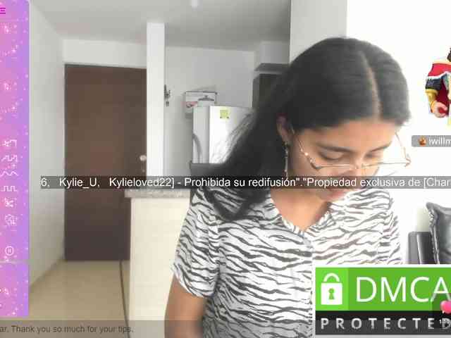 kylieloved22 webcam