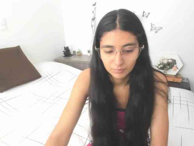 kylieloved22 webcam