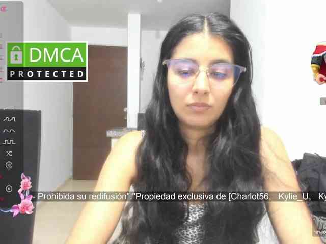 kylieloved22 webcam