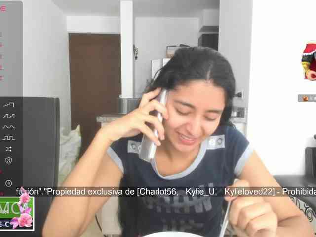 kylieloved22 kylieloved22