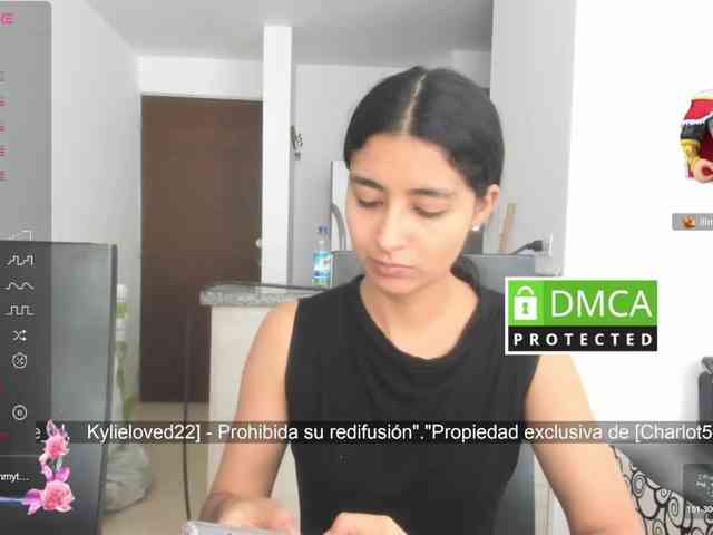 kylieloved22 webcam