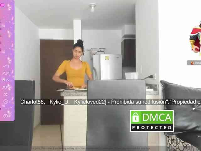 kylieloved22 webcam