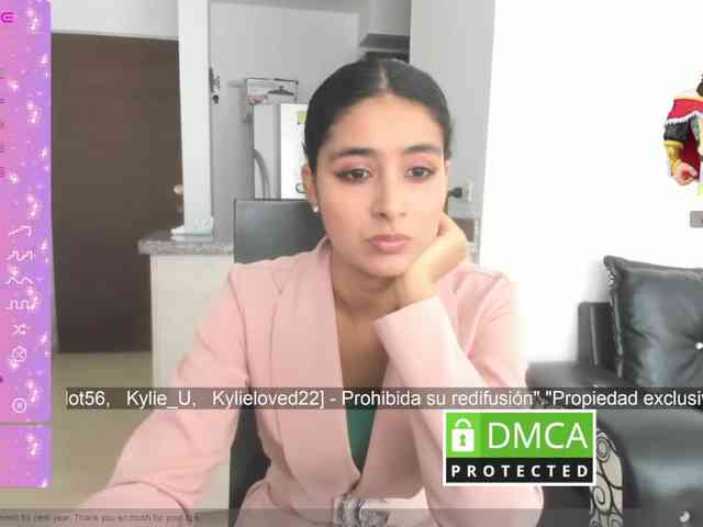 kylieloved22 webcam
