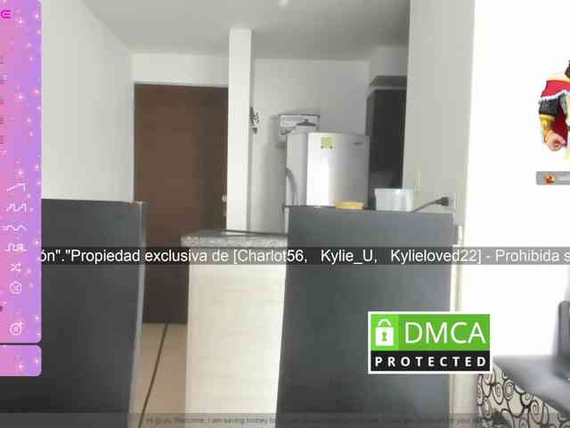 kylieloved22 webcam