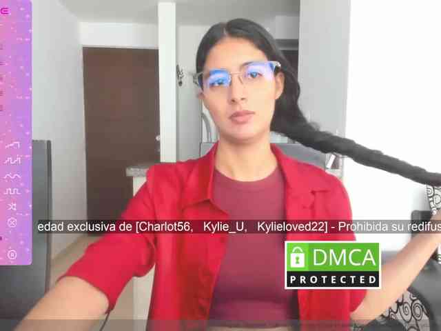 kylieloved22 webcam