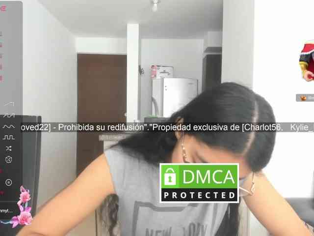 kylieloved22 webcam
