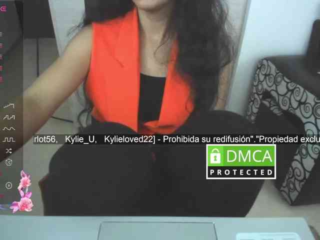 kylieloved22 Live Webcam on BongaCams