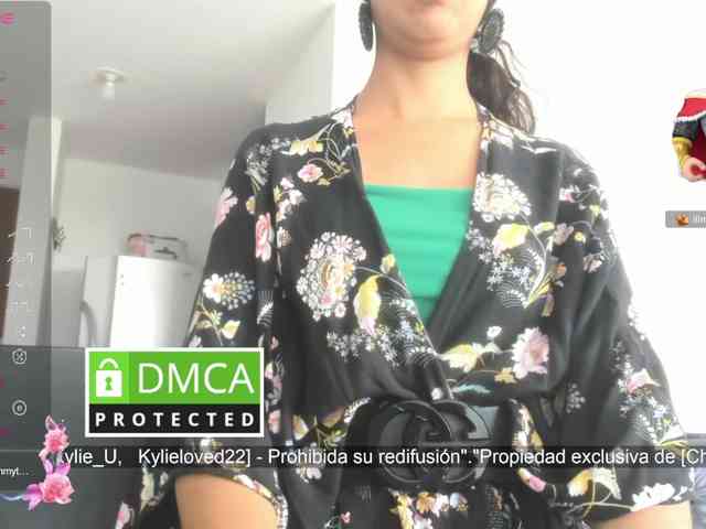 kylieloved22 webcam