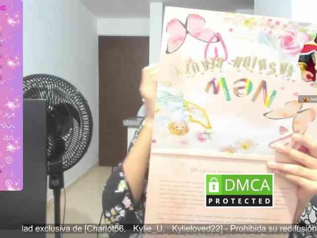 kylieloved22 webcam