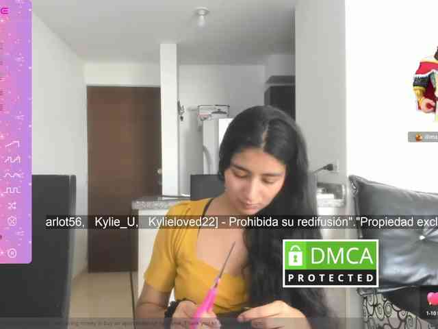 kylieloved22 webcam