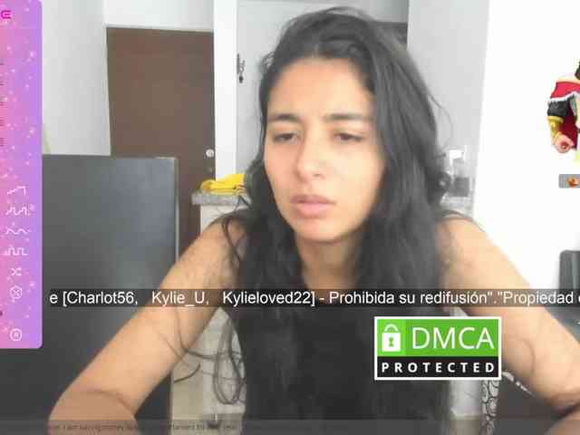 kylieloved22 webcam