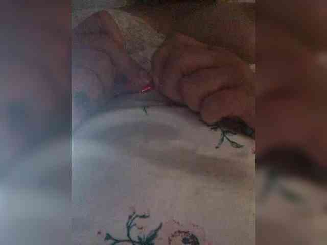 LIZISAHAROK webcam