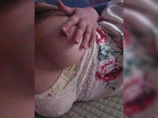 LIZISAHAROK webcam