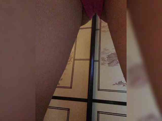 LIZISAHAROK webcam
