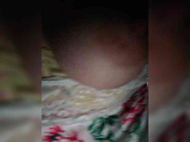 LIZISAHAROK webcam