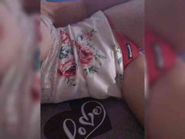 LIZISAHAROK webcam