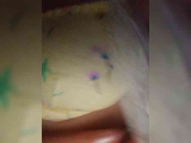 LIZISAHAROK webcam