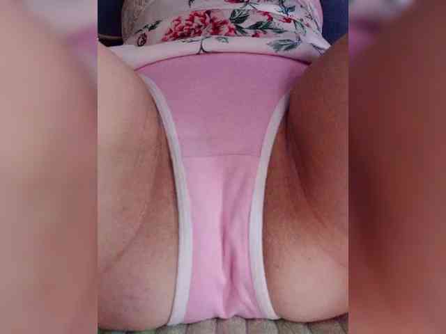 LIZISAHAROK webcam