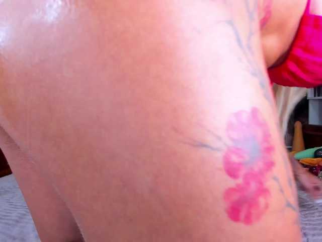 NikkaHotX live cam on BongaCams