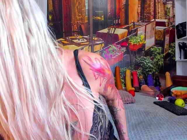 NikkaHotX webcam