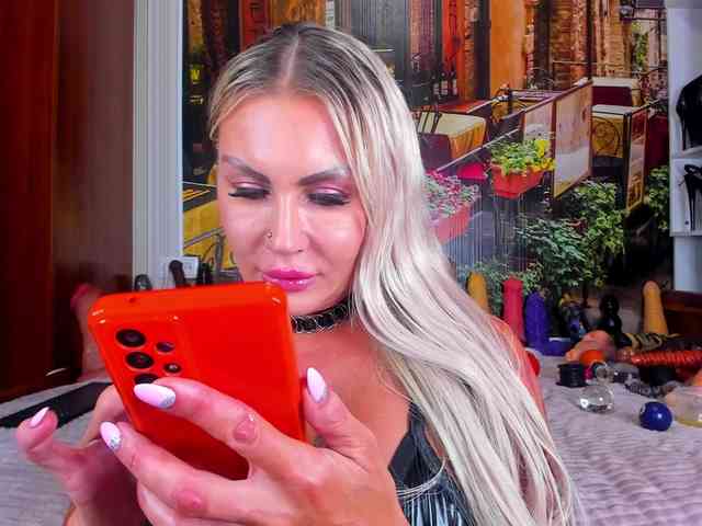 NikkaHotX webcam