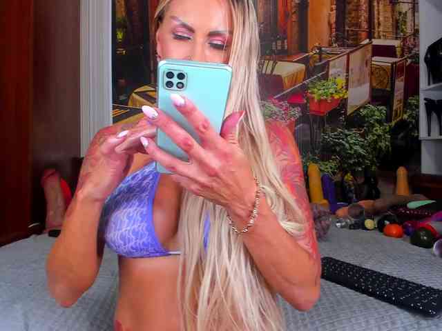 NikkaHotX webcam